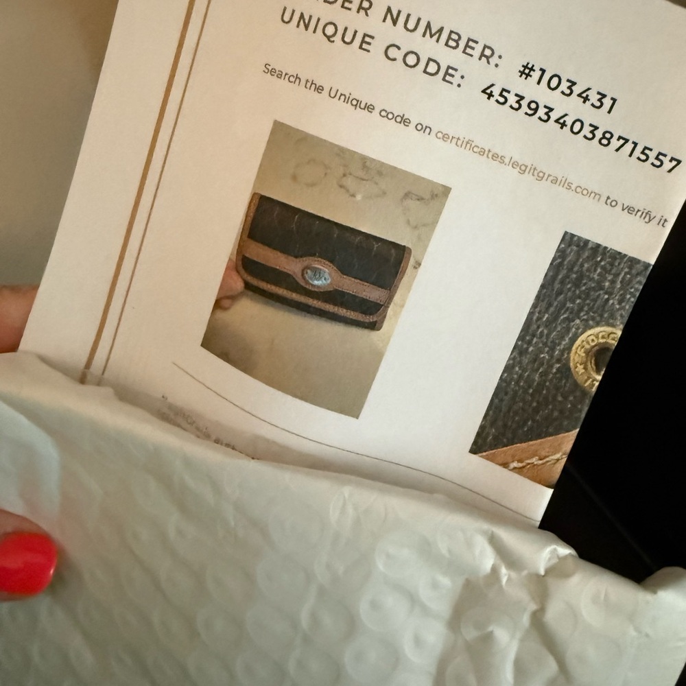 Dior Key Holder - Picture 6 of 6